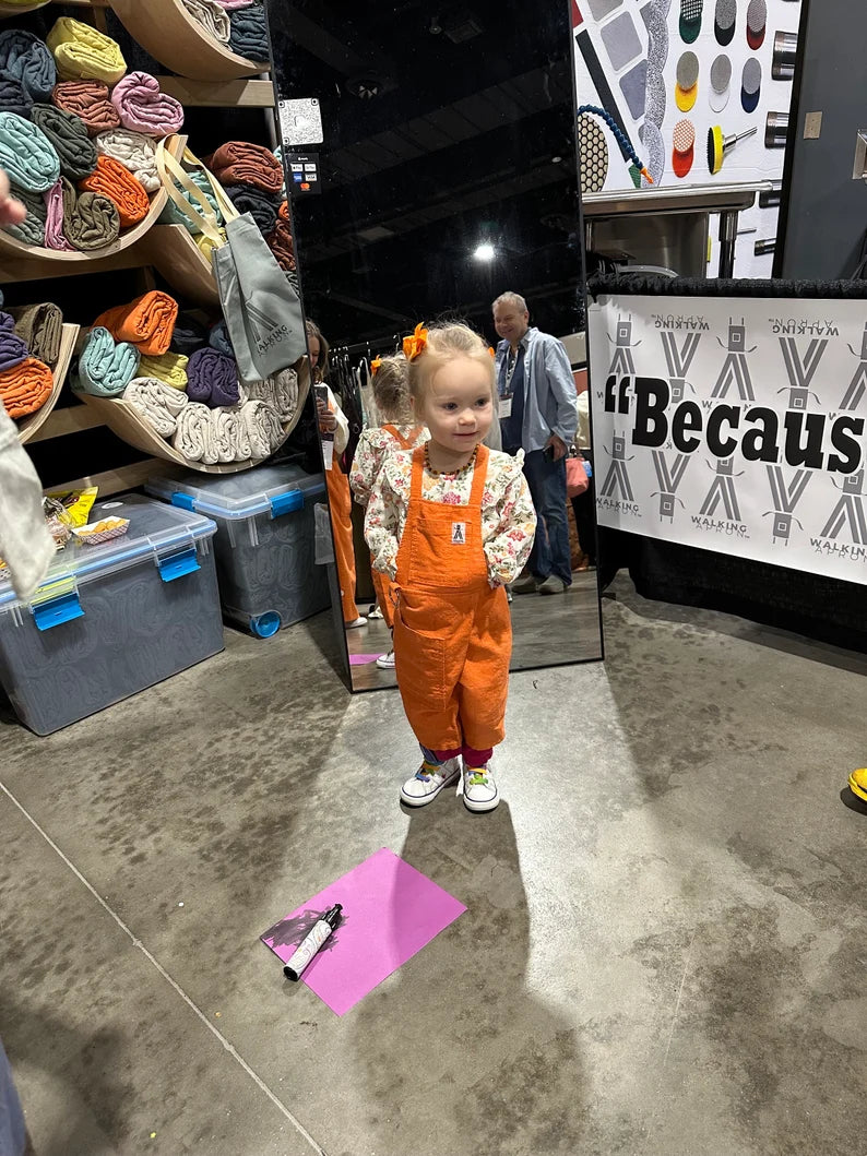 Kid's Walking Apron
